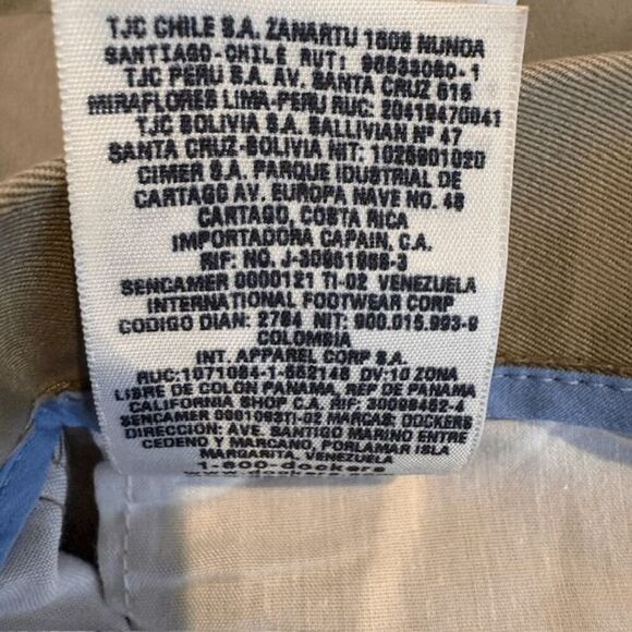 Dockers Signature Khaki Classic Fit Trousers Tan Pants Beige Chino Size 34x36 - Picture 9 of 10